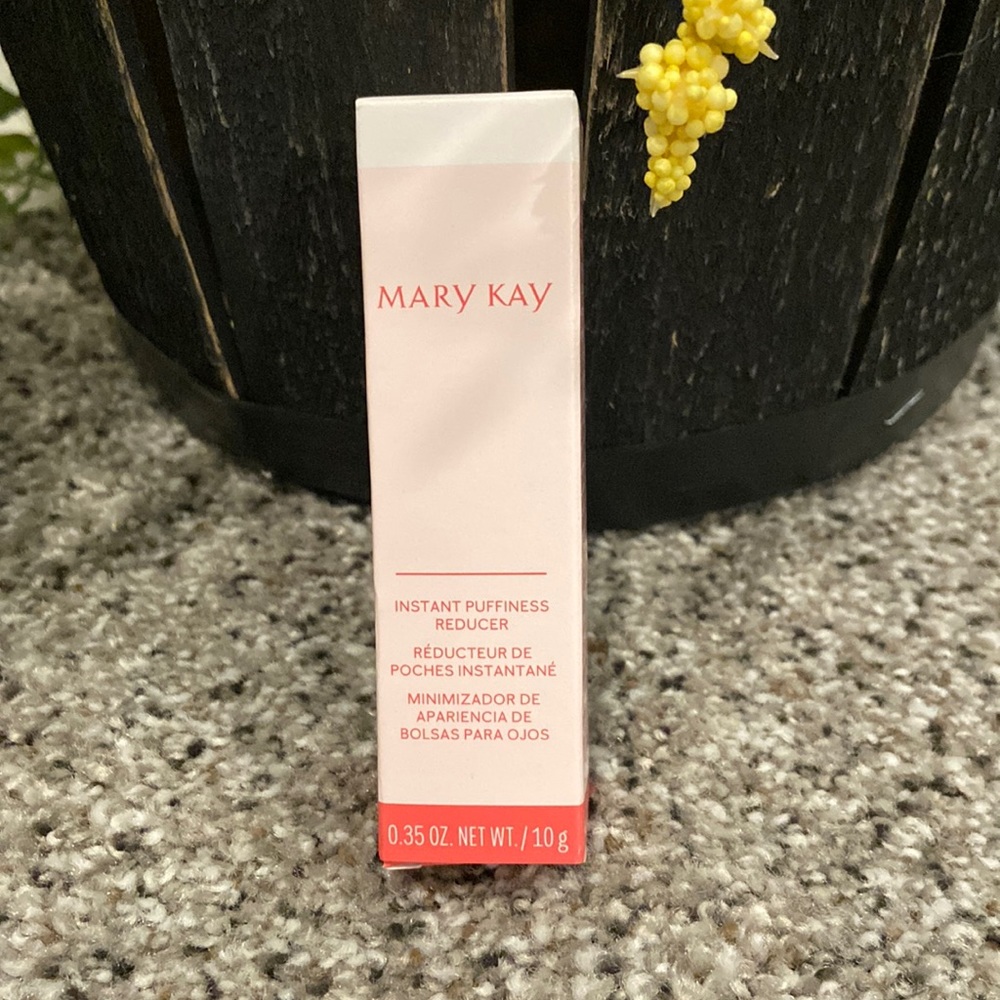 Mary Kay Instant Puffiness Reducer